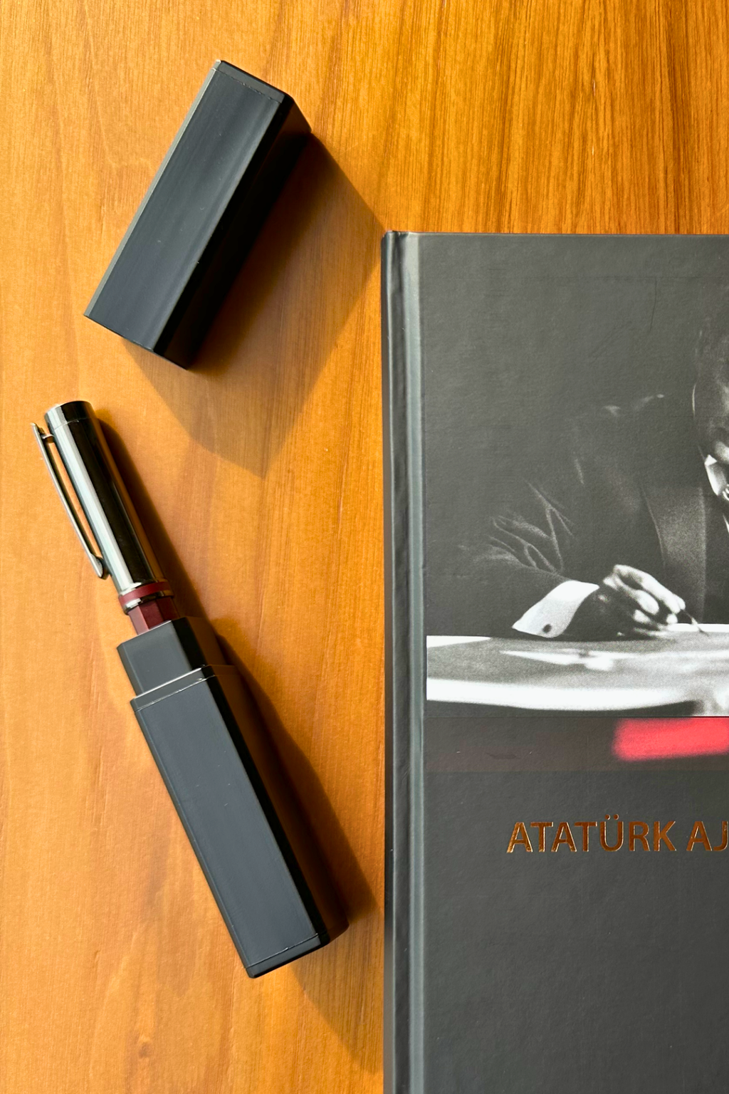 Metal Roller Kalem ve Özel Kutusu - İmza Kalemi (Mavi Mürekkepli) - Bordo Kalem + Siyah Kutu