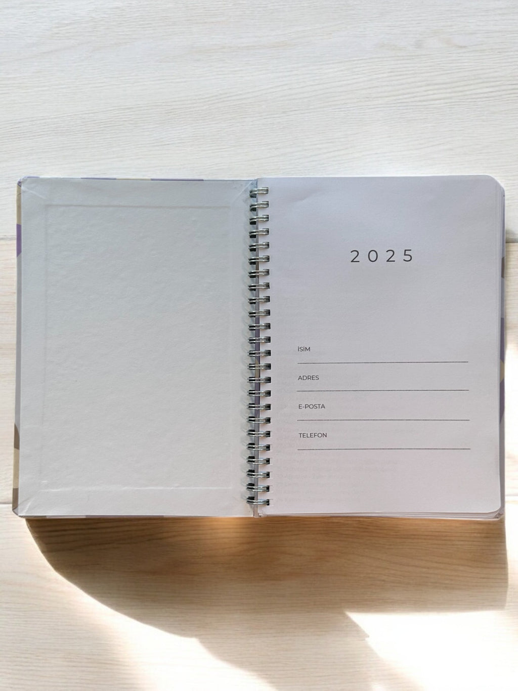 2025 Haftalık Ajandası - Çiçekli