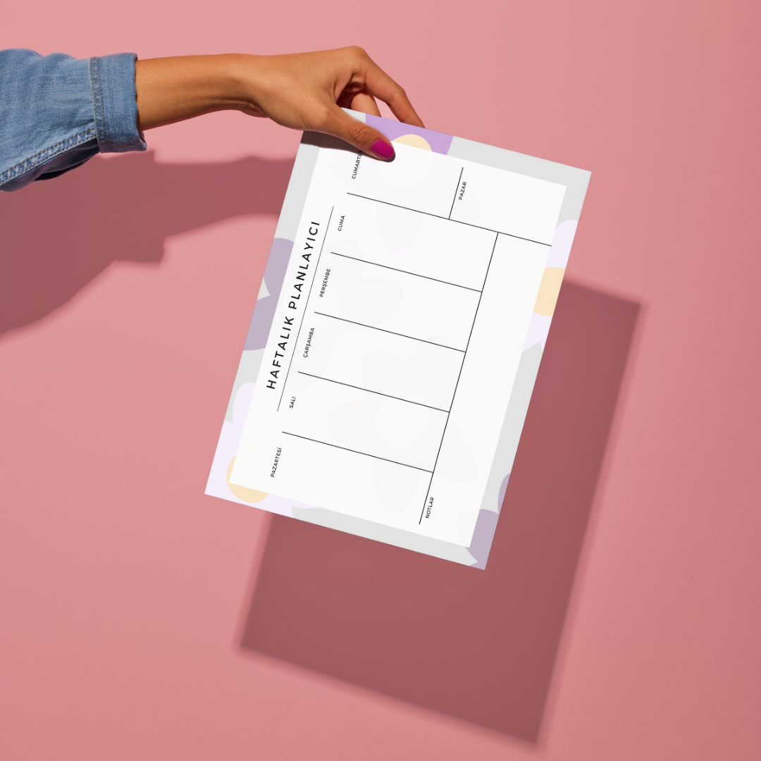 A4 Boyutunda Büyük Haftalık Planlayıcı - Geniş Alanı ile Organizasyonunuzu Kolaylaştırın! - Çiçekli