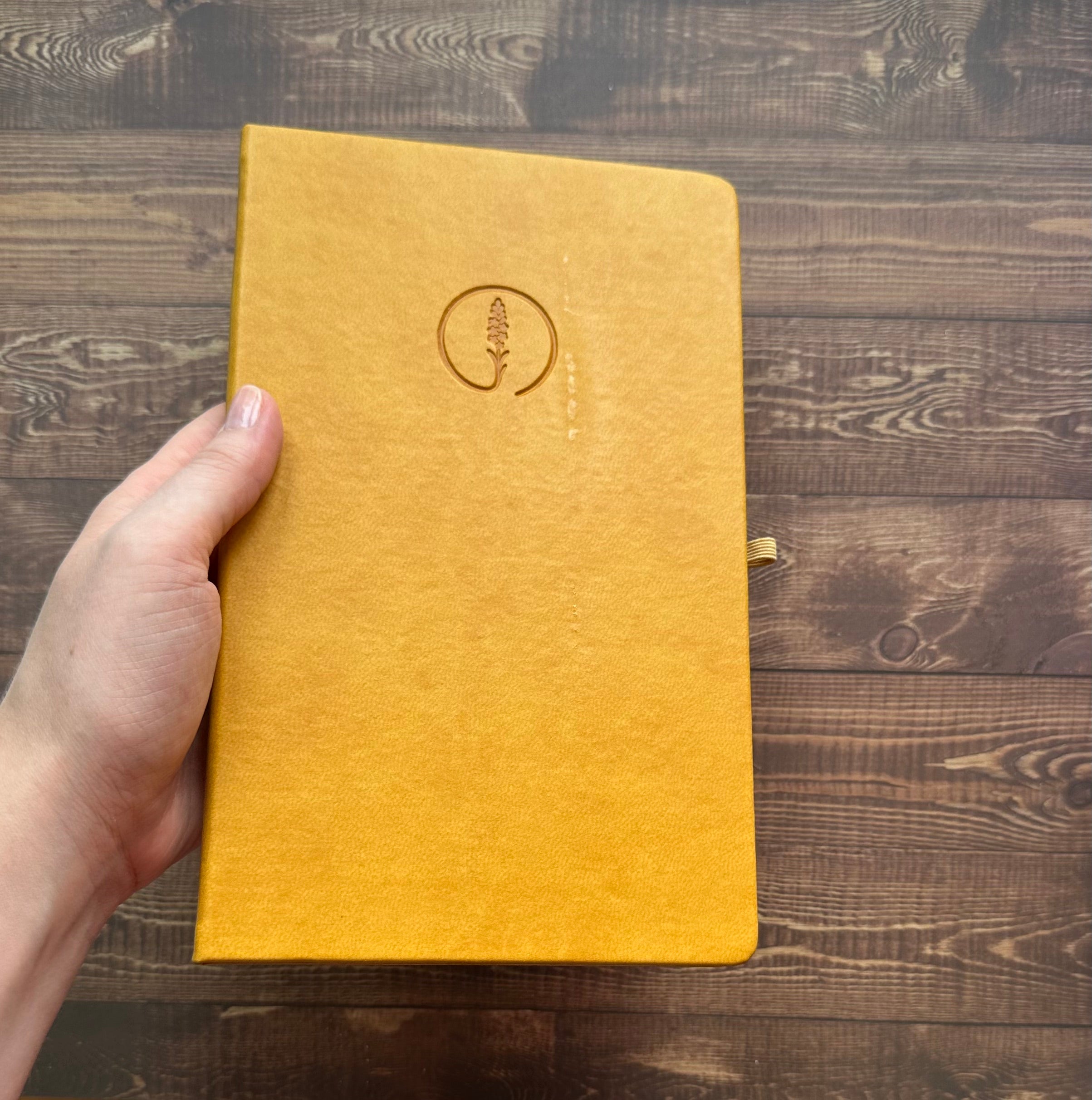 Kapakta Tutkal Lekesi Kusurlu || Sarı - Termo Deri Kaplama Defter, Anı Defteri