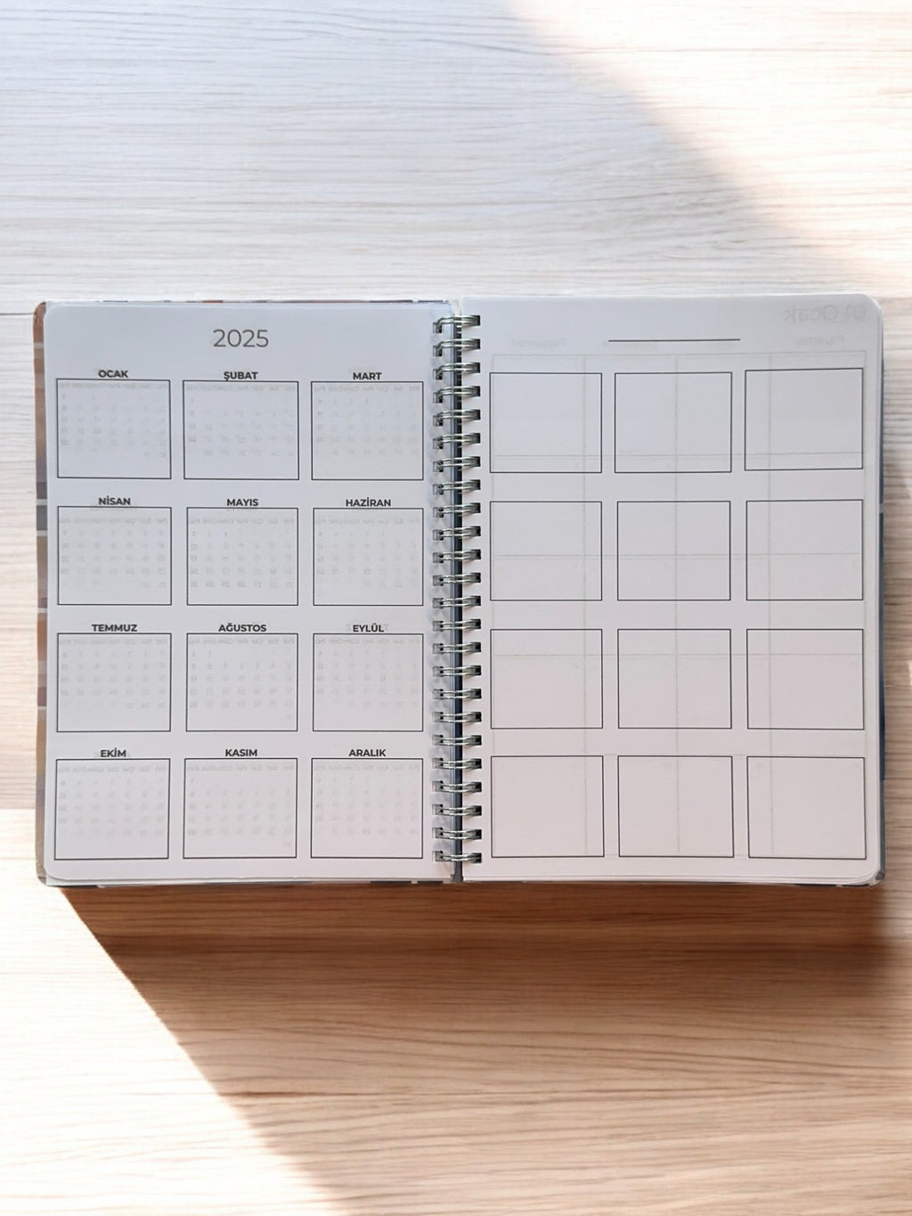 2025 Haftalık Ajandası - Ekose