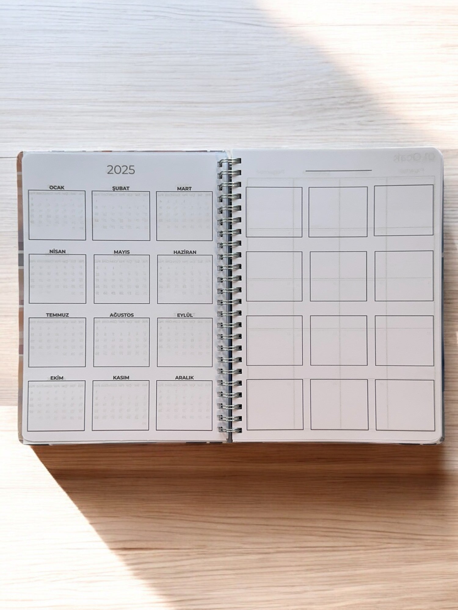 2025 Haftalık Ajandası - Ekose