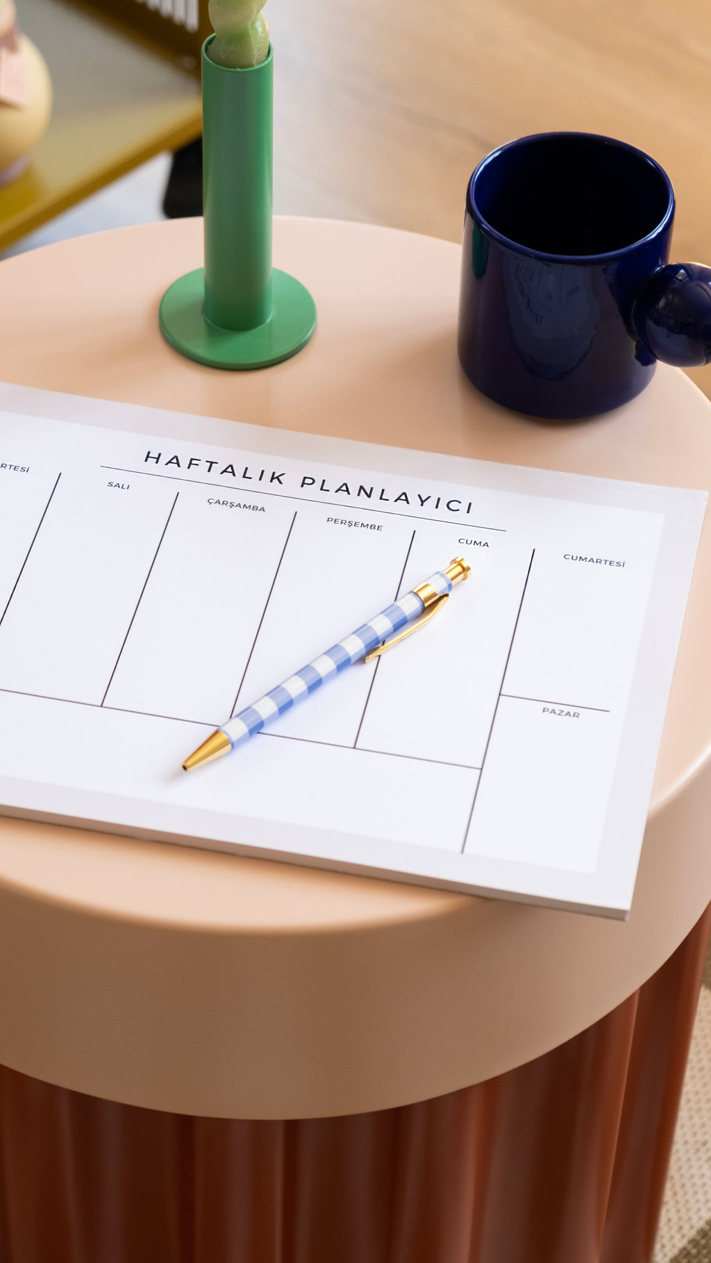 A4 Boyutunda Büyük Haftalık Planlayıcı - Geniş Alanı ile Organizasyonunuzu Kolaylaştırın! - Gri