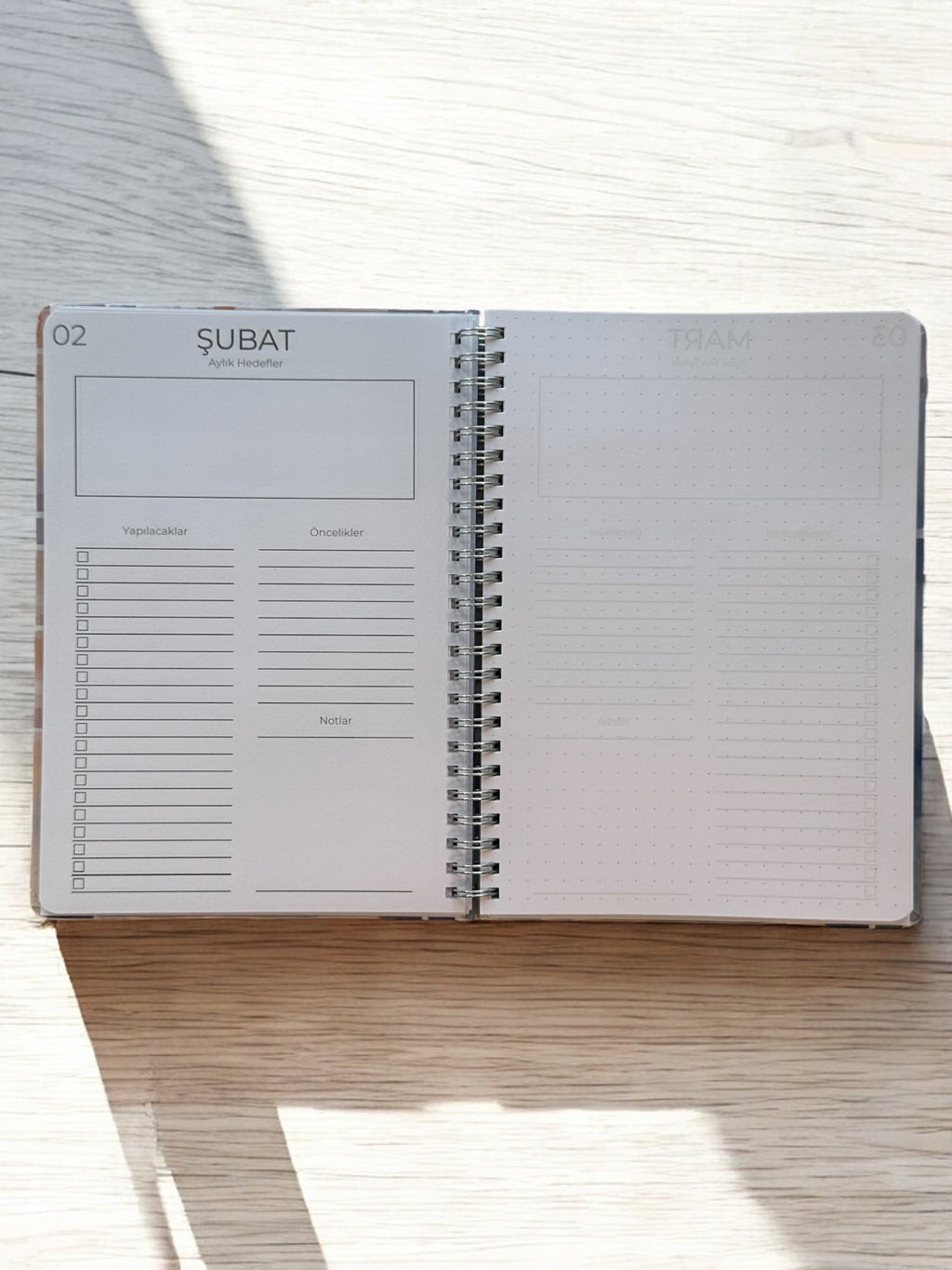 2025 Haftalık Ajandası - Gökkuşağı