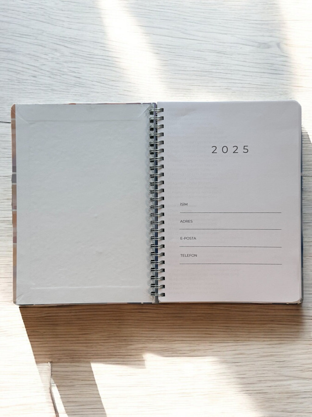 2025 Haftalık Ajandası - Gökkuşağı