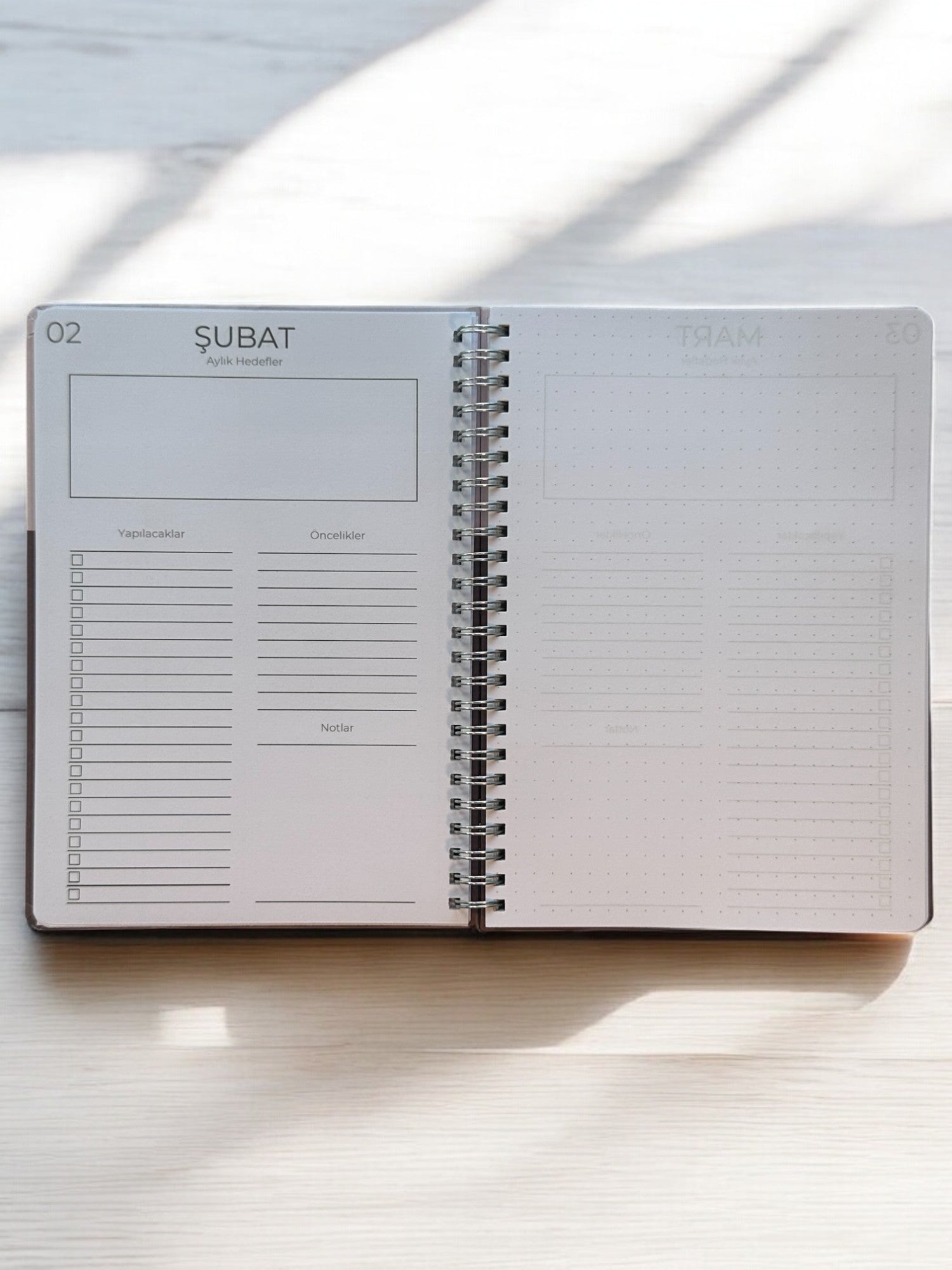 2025 Haftalık Ajandası - Violet