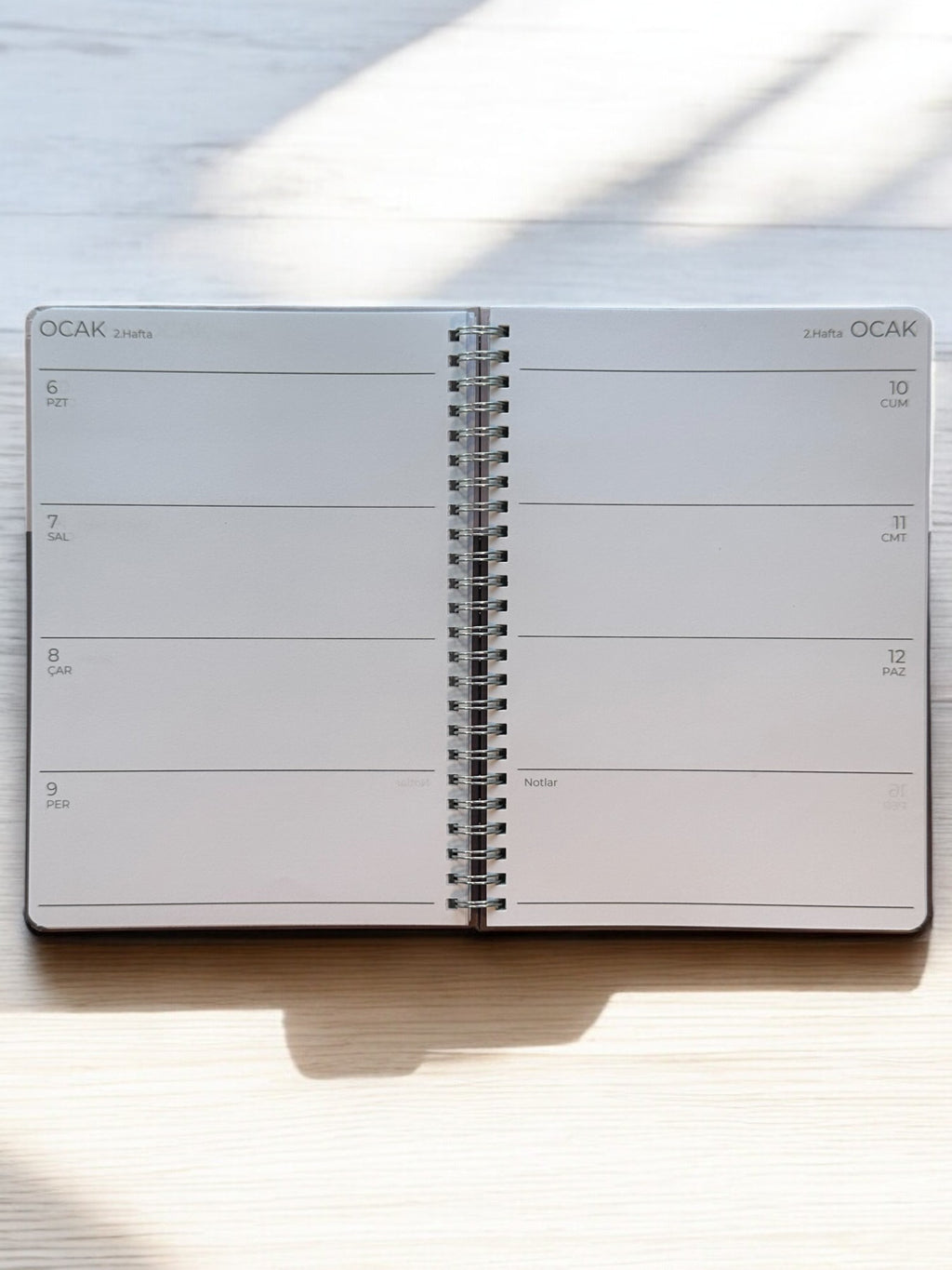 2025 Haftalık Ajandası - Violet