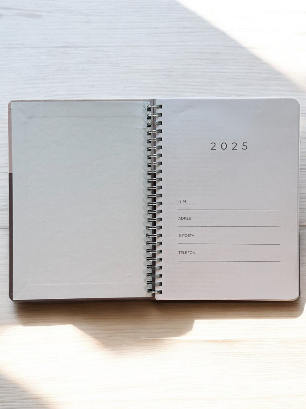 2025 Haftalık Ajandası - Violet